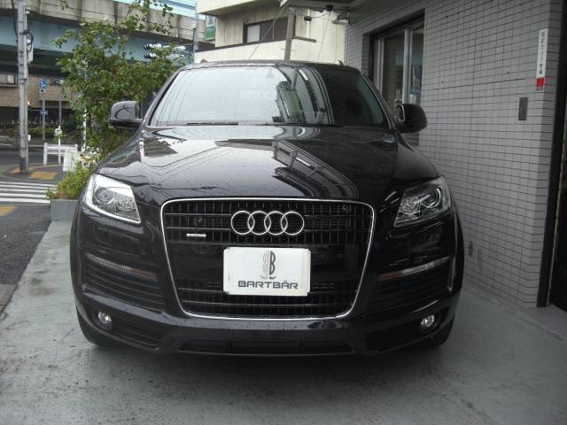 AUDIAudi Q7 3.6 FSI quattro S-line　　　　　　　 (売約済み)0000000765