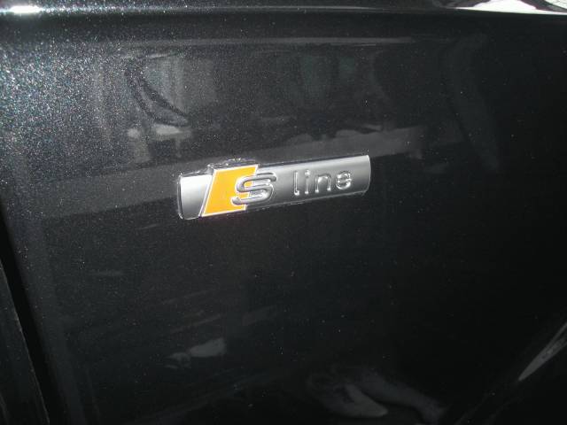 AUDIAudi Q7 3.6 FSI quattro S-line　　　　　　　 (売約済み)0000000772