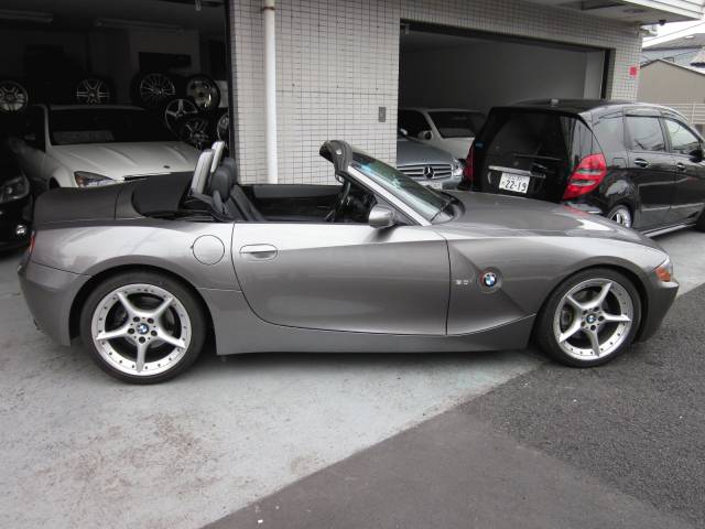 BMWZ4　3.0 SMG 6速 　　　　　　　　　　　　(売約済み)0000003403