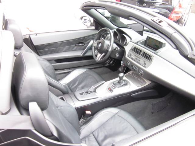 BMWZ4　3.0 SMG 6速 　　　　　　　　　　　　(売約済み)0000003411