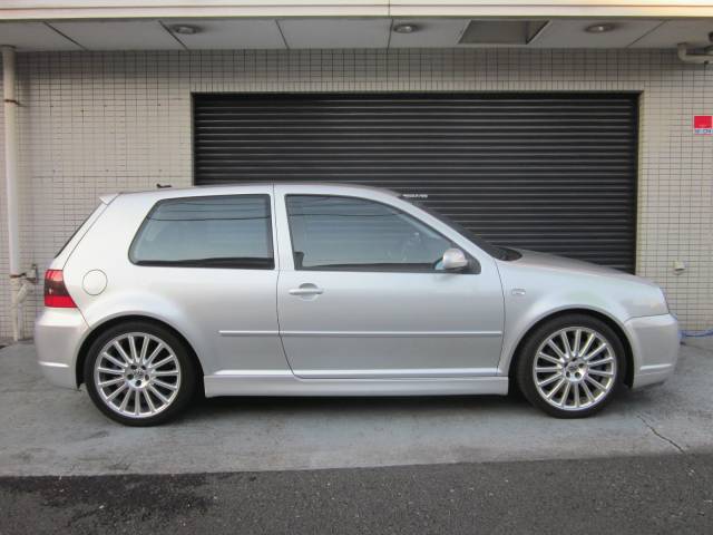 フォルクスワーゲンGOLF R32 DSG        　　　  (売約済み)0000004756